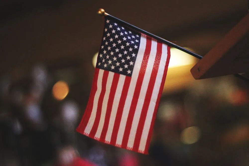 us flag.jpg